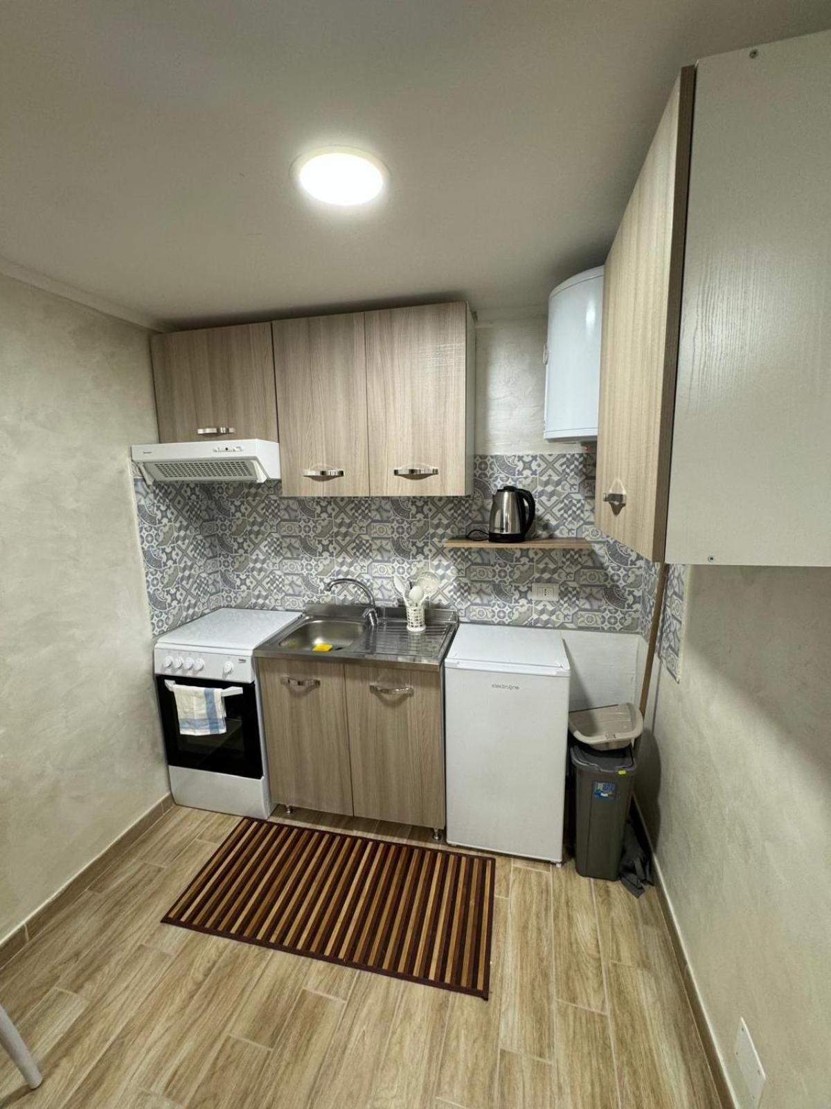 Appartement Spezzano House à Naples Extérieur photo